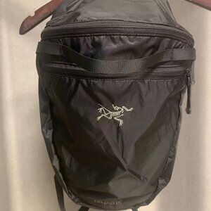 Arc’teryx Heliad 15L Lightweight Backpack Black